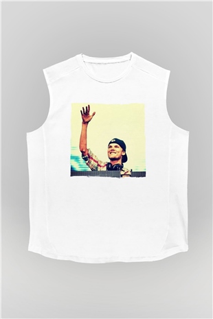 Avicii Beyaz Unisex Kolsuz Tişört