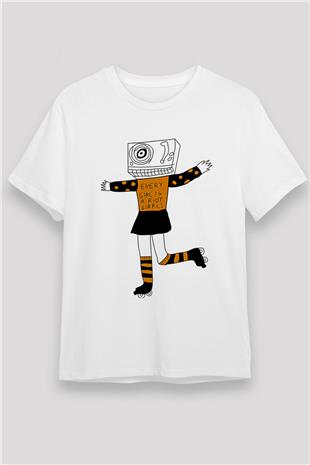 Bikini Kill Baskılı Unisex Beyaz Tişört - Tshirt