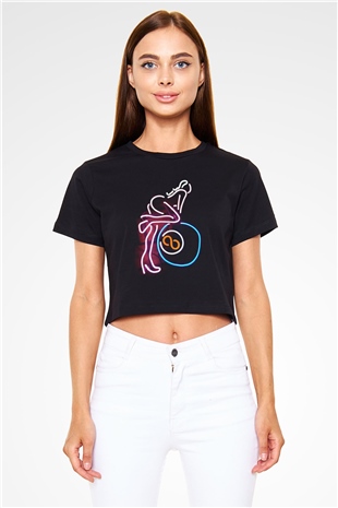 Bilardo Siyah  Crop Top Tişört