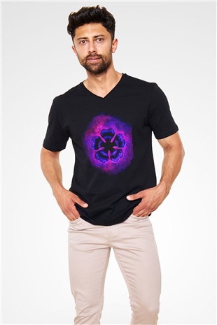 Black Clover Baskılı Unisex Siyah V Yaka Tişört - Tshirt