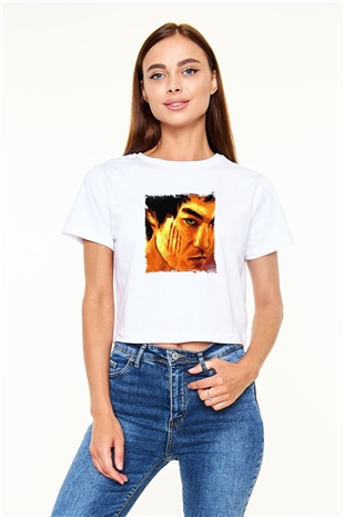 Bruce Lee Baskılı Beyaz Kadın Crop Top Tişört