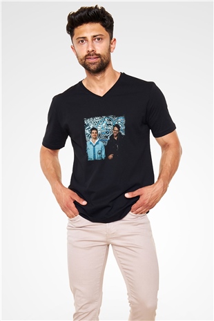 Chainsmokers Baskılı Unisex Siyah V Yaka Tişört