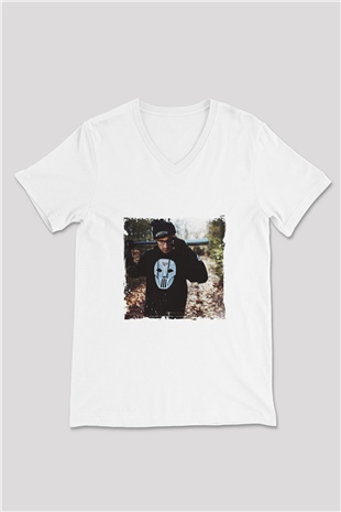 Chris Webby Baskılı Beyaz V Yaka Unisex Tişört