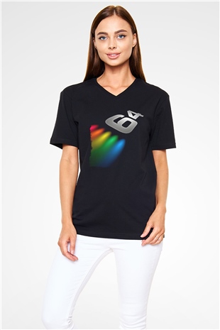 Commodore 64 Baskılı Unisex Siyah V Yaka Tişört - Tshirt