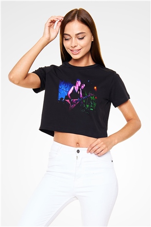 Crimson Glory Siyah Crop Top Tişört