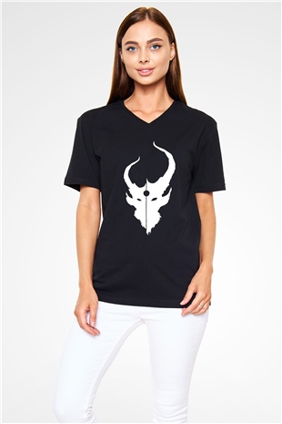 Demon Hunter Baskılı Unisex Siyah V Yaka Tişört - Tshirt