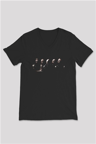 Demon Hunter Baskılı Unisex Siyah V Yaka Tişört - Tshirt