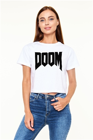 Doom Beyaz Croptop Tişört