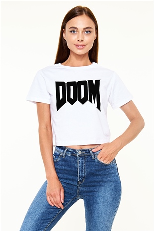 Doom Beyaz Croptop Tişört