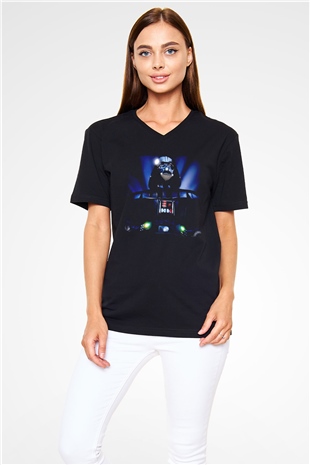 Empire Strikes Back Siyah Unisex  V Yaka Tişört