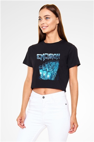 Excision Siyah Crop Top Tişört