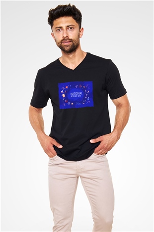 Fizik Kimya Biyoloji Sembolleri Ve Bilim Günü Baskılı Unisex Siyah V Yaka Tişört