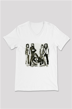 Flotsam and Jetsam Baskılı Unisex Beyaz V Yaka Tişört