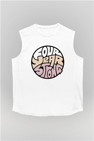Four Year Strong Beyaz Unisex Kolsuz Tişört