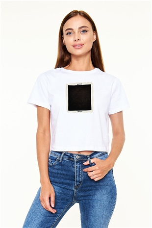 Graveyard Baskılı Unisex Beyaz Crop Top Tişört