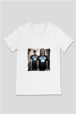 Infected Mushroom Baskılı Beyaz V Yaka Unisex Tişört