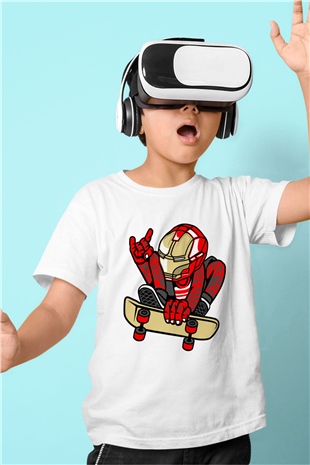 Iron Man Skateboard Baskılı Unisex Beyaz Çocuk Tişört