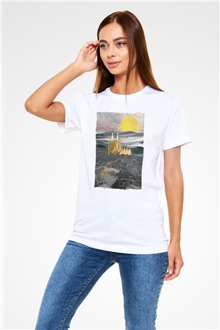 La Sagrada Familia Beyaz Unisex Tişört T-Shirt - TişörtFabrikası