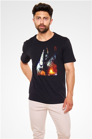 La Sagrada Familia Siyah Unisex Tişört T-Shirt - TişörtFabrikası