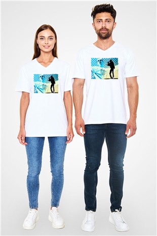 Logic Beyaz Unisex V Yaka Tişört