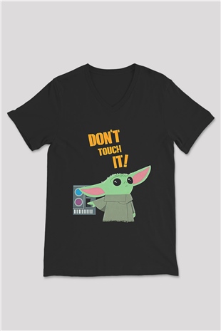 Mandolarian Baskılı Unisex Siyah V Yaka Tişört - Tshirt