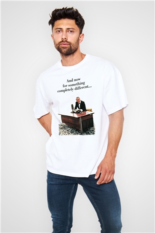 Monty Pythons Flying Circus Beyaz Unisex Oversize Tişört T-Shirt
