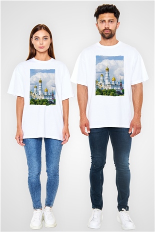 Moskova Kremlini Beyaz Oversize Tişört Oversize T-shirt - TişörtFabrikası