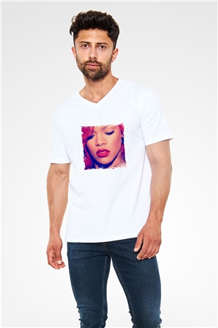 Rihanna Baskılı Beyaz V Yaka Unisex Tişört