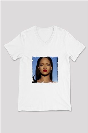 Rihanna Baskılı Beyaz V Yaka Unisex Tişört