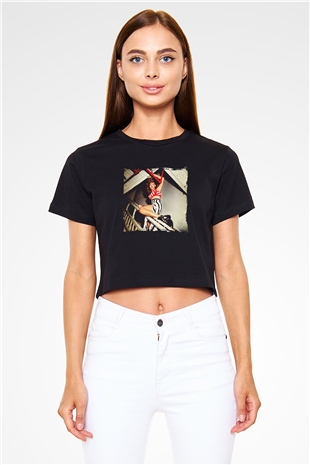 Rihanna Baskılı Crop Top Siyah Kadın Tişört