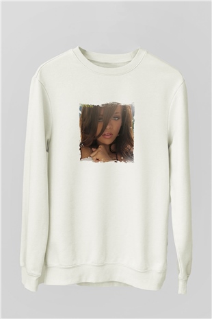 Rihanna Baskılı Unisex Beyaz Sweatshirt