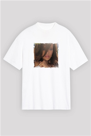 Rihanna Baskılı Oversize Beyaz Tişört
