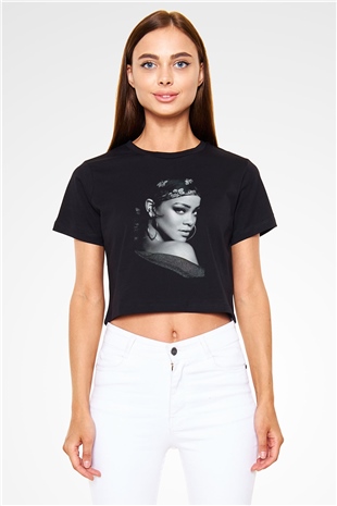 Rihanna Siyah  Crop Top Tişört