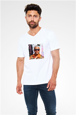 Snake Baskılı Beyaz V Yaka Unisex Tişört