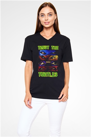 Teenage Mutant Ninja Turtles Ninja Kaplumbağalar Siyah Unisex  V Yaka Tişört