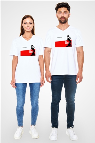 Texas Chain Saw Massacre Beyaz Unisex V Yaka Tişört