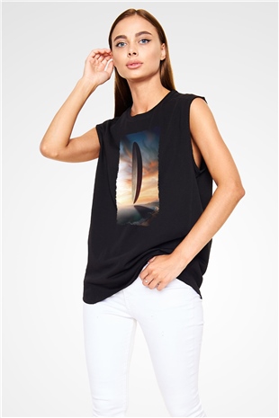 Unisex Geliş (Arrival) Baskılı Siyah Kolsuz Tişört