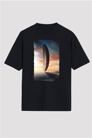 Unisex Geliş (Arrival) Baskılı Siyah Oversize Tişört