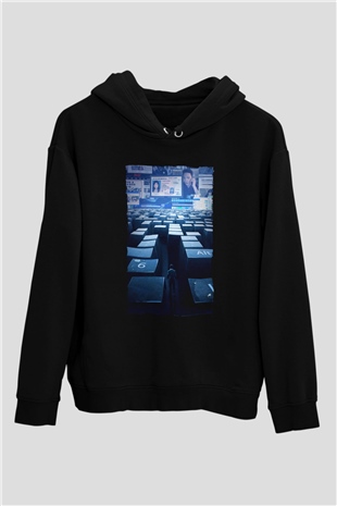 Unisex Kayıp Aranıyor (Searching) Baskılı Siyah Kapüşonlu Sweatshirt