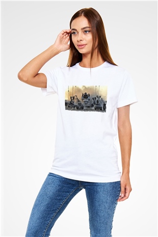 Mad Max Fury Road Baskılı Beyaz Tshirt