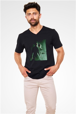 Unisex Matrix Baskılı Siyah V Yaka Tişört