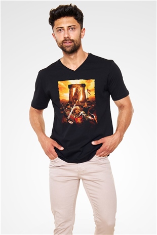 Unisex Narnia Günlükleri Aslan, Cadı ve Dolap (The Chronicles of Narnia The Lion, the Witch and the Wardrobe) Baskılı Siyah V Yaka T-shirt