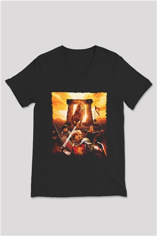 Unisex Narnia Günlükleri Aslan, Cadı ve Dolap (The Chronicles of Narnia The Lion, the Witch and the Wardrobe) Baskılı Siyah V Yaka T-shirt