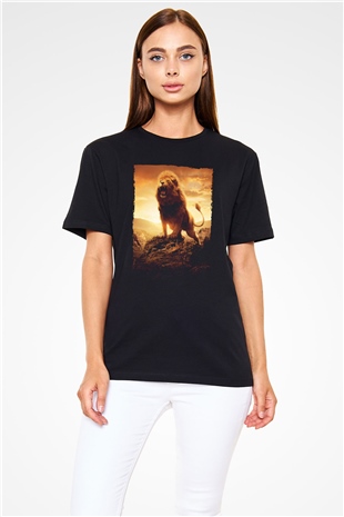 Narnia Günlükleri Aslan, Cadı ve Dolap (The Chronicles of Narnia The Lion, the Witch and the Wardrobe) Baskılı Siyah Tshirt