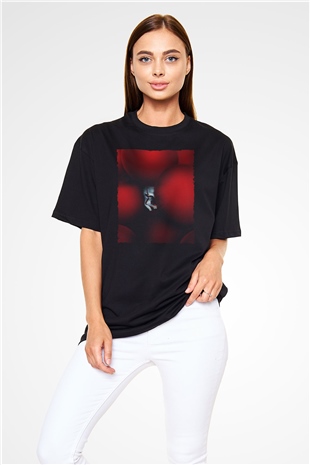 Unisex O (IT) Baskılı Siyah Unisex Oversize Tişört