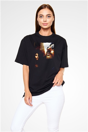 Unisex Sevginin Gücü (Léon) Baskılı Siyah Oversize Tshirt