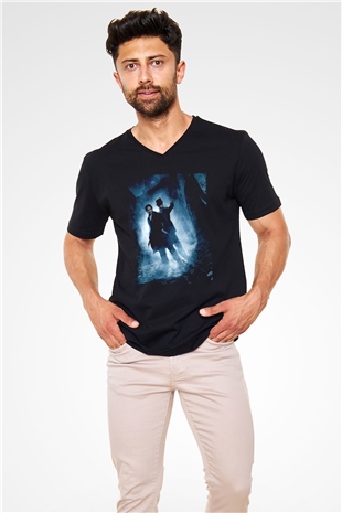 Unisex Sherlock Holmes Gölge Oyunları (Sherlock Holmes A Game of Shadows) Baskılı Siyah V Yaka T-shirt