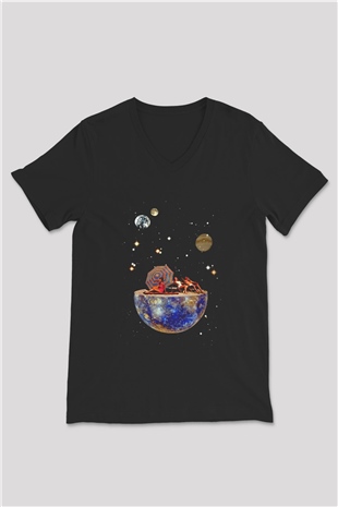 Uzayda Güneşlenmek Baskılı Unisex Siyah  V Yaka Tişört