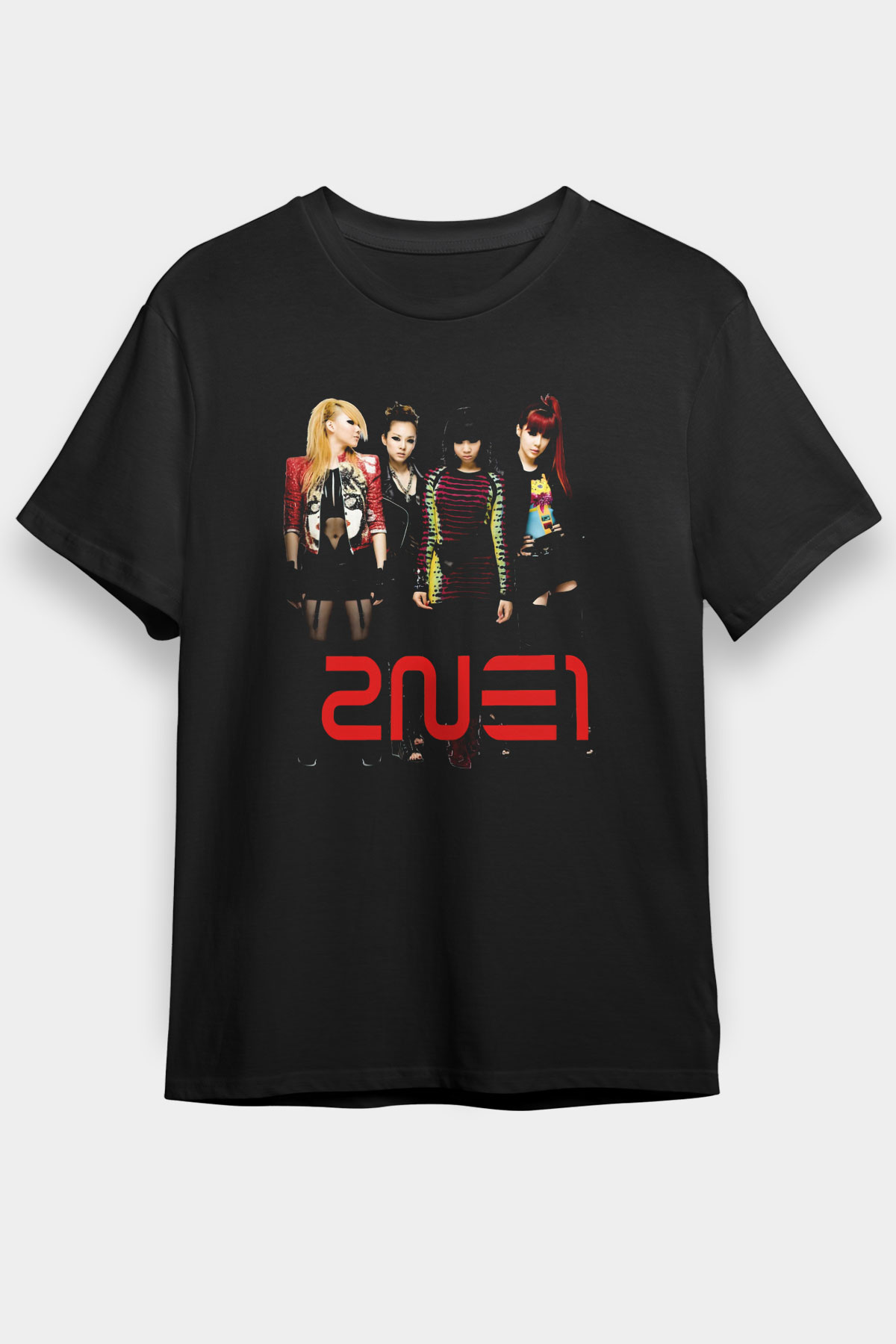 2NE1 Logolu Siyah Unisex Tişört T-Shirt - TişörtFabrikası