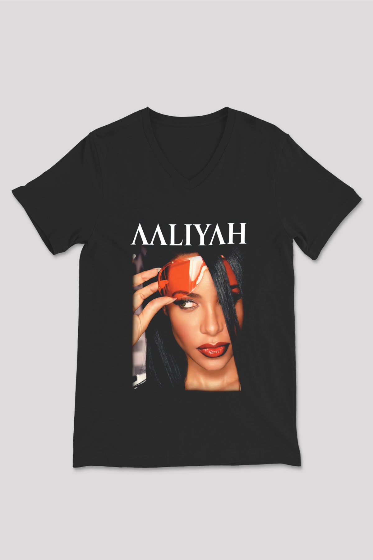 Aaliyah Siyah Unisex V Yaka Tişört T-Shirt